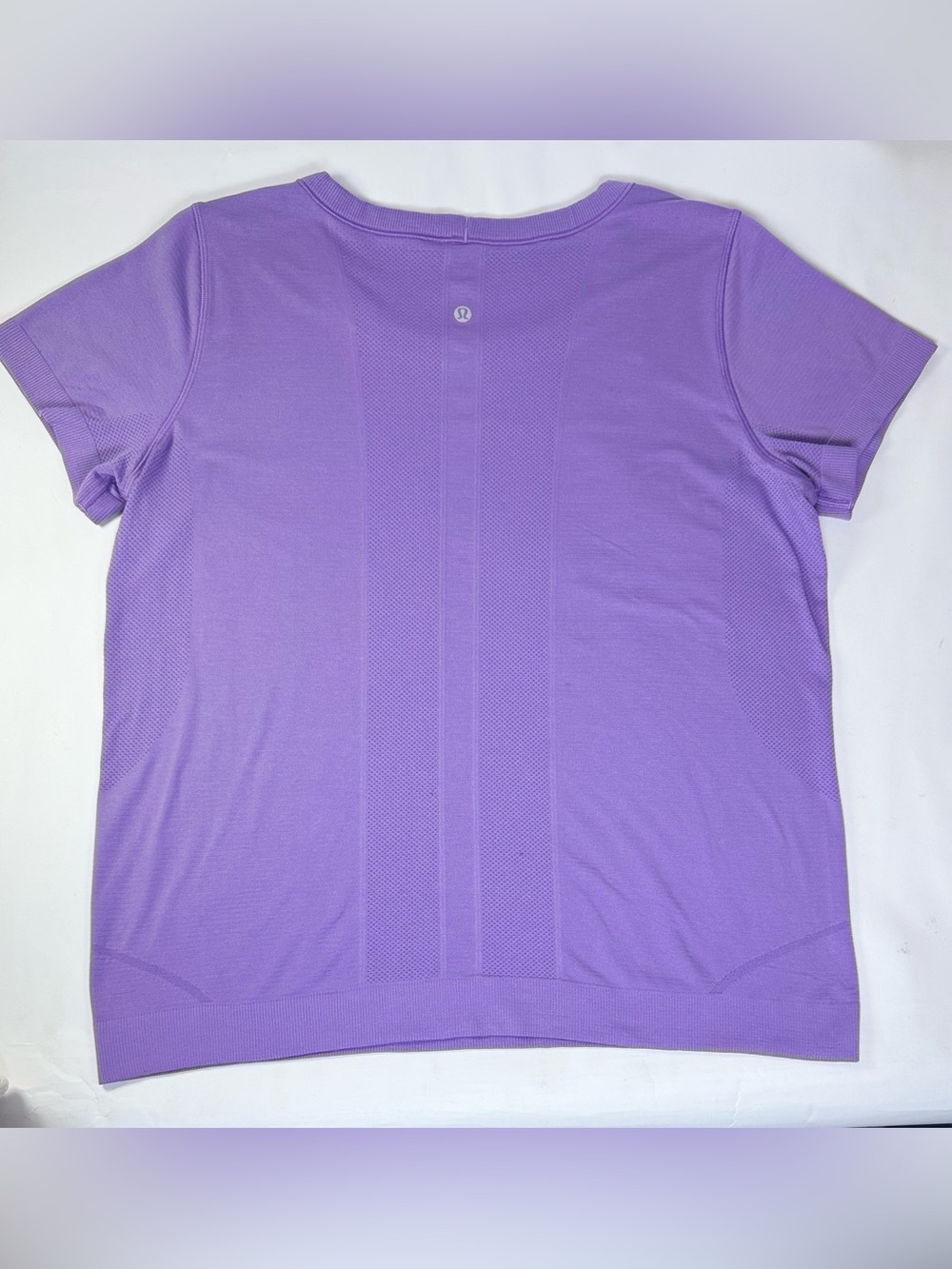 Lululemon Swiftly Tech Short Sleeve Shirt Lavender Purple - Picture 2 of 4